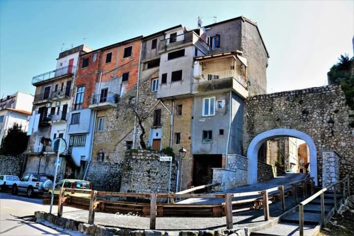 Rossyiva Hotel Minturno Exterior photo