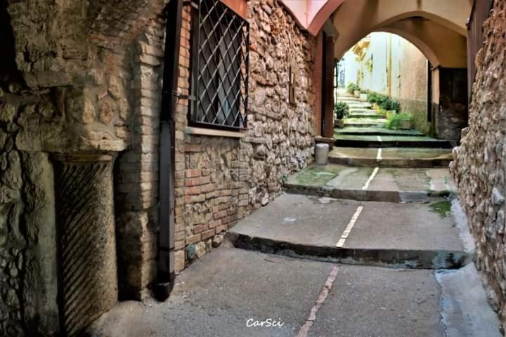 Rossyiva Hotel Minturno Exterior photo